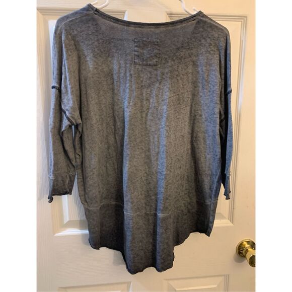 FREE PEOPLE “WE THE FREE” VINTAGE TOP GRAY RAW HEM AND CUFFS TOP SZ S - Picture 3 of 11